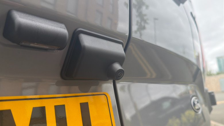 Ford Transit Custom E-320 L1 Rwd 100kW 65kWh H1 Van Limited Auto